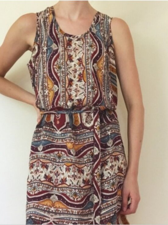 None Dresses & Skirts - Dress with fabric belt Women's Size Medium